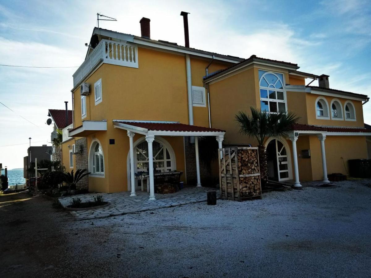 Apartments Villa Broca Brodarica  Esterno foto